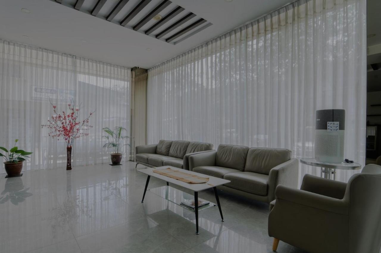 נגויה Osaka Hotel Batam מראה חיצוני תמונה