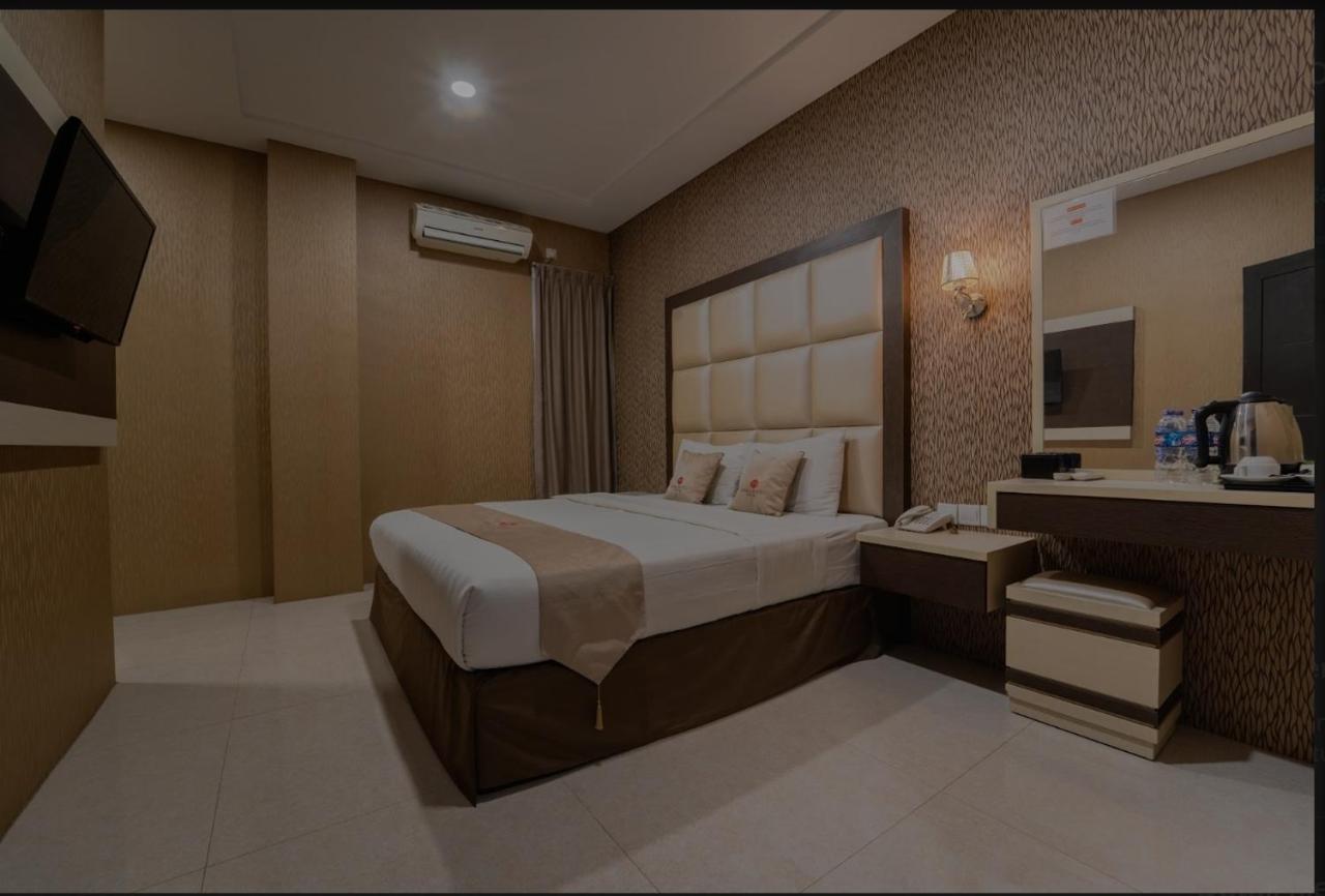 נגויה Osaka Hotel Batam מראה חיצוני תמונה
